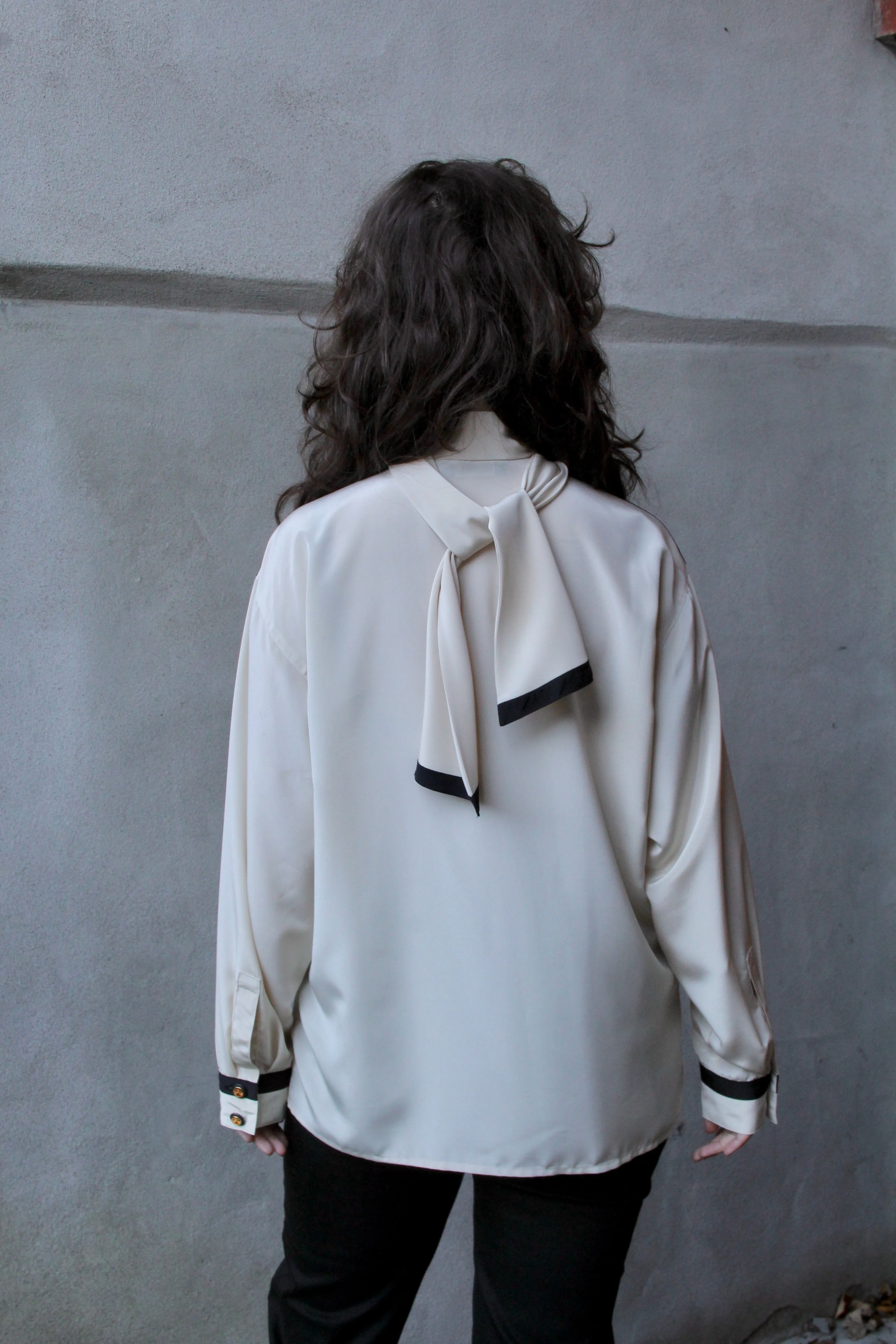Louis Féraud Cookies & Cream Classic Parisian Blouse