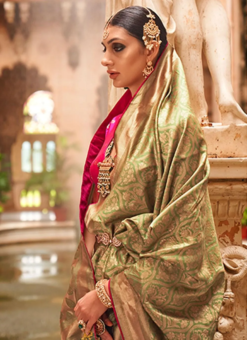 Mehendi Green Banarasi Silk Jacquard Weaving Designer Saree